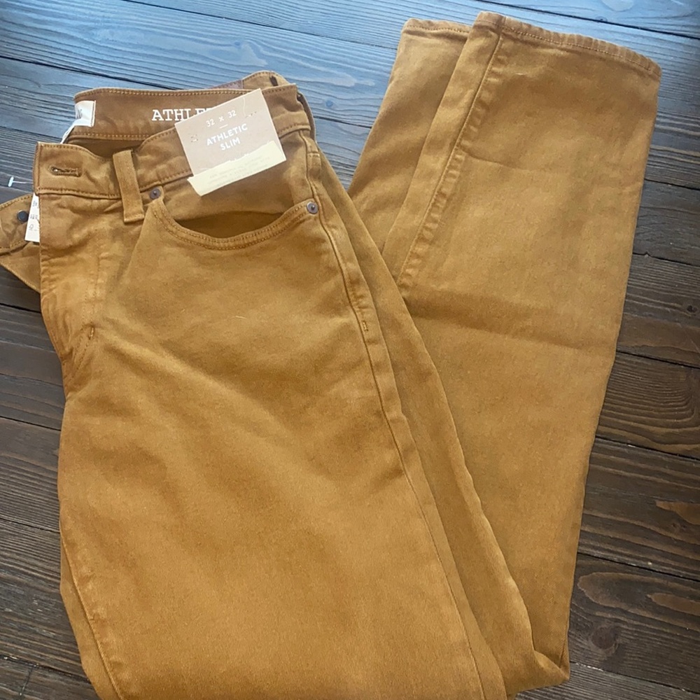Madewell Athletic Slim Pants. 32x32